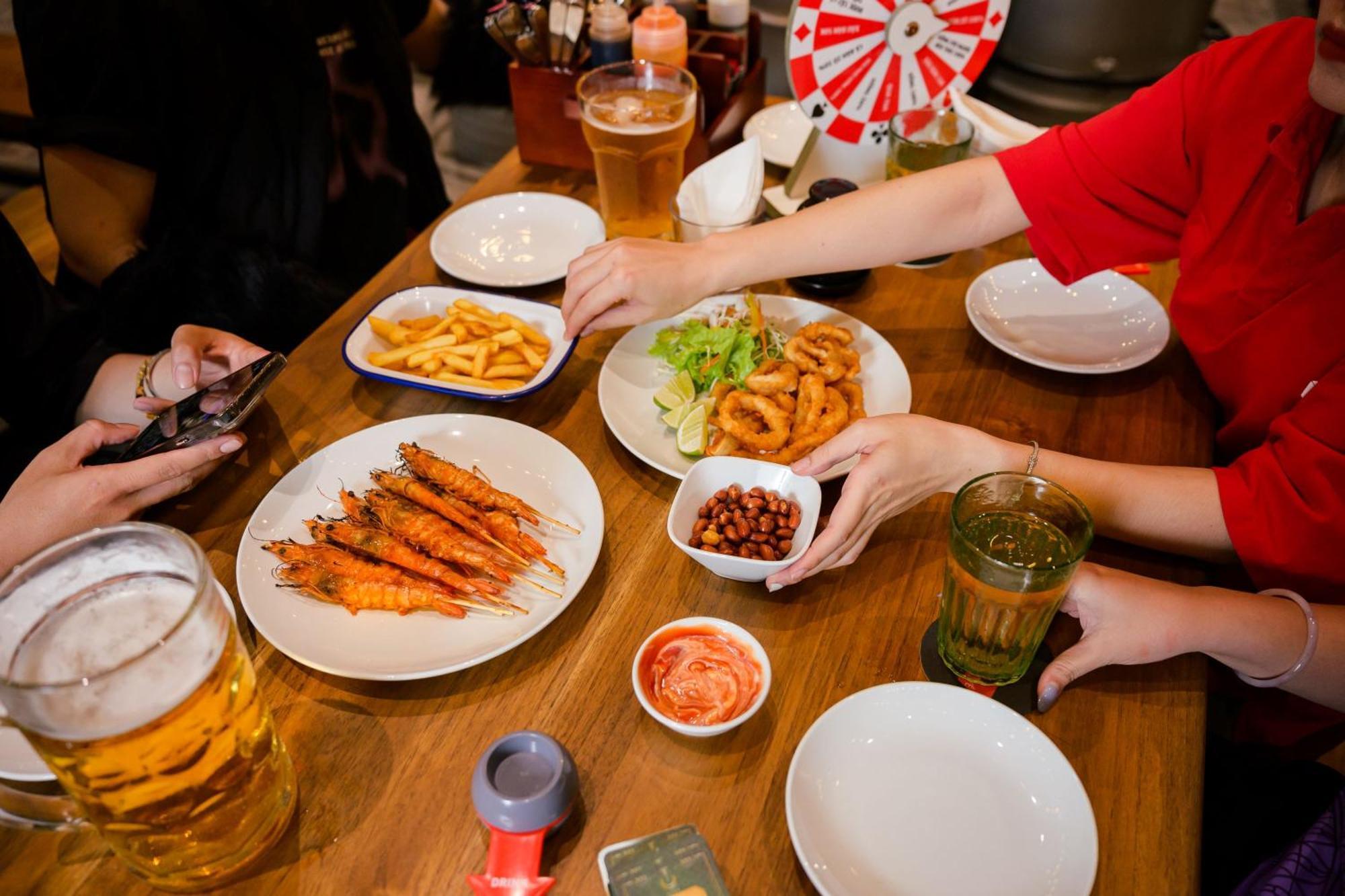 Wink Hotel Can Tho Ninh Kieu Wharf - 24Hrs Stay & Rooftop Pool Bar المظهر الخارجي الصورة