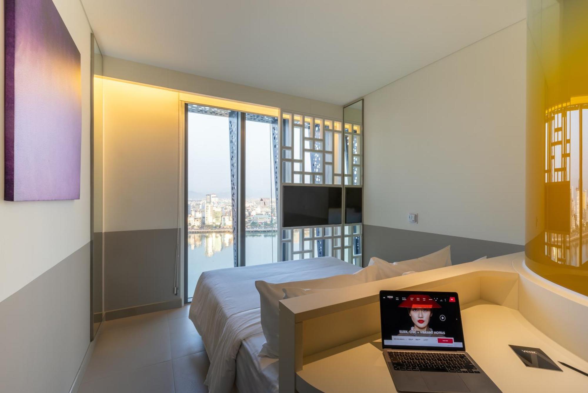 Wink Hotel Can Tho Ninh Kieu Wharf - 24Hrs Stay & Rooftop Pool Bar المظهر الخارجي الصورة