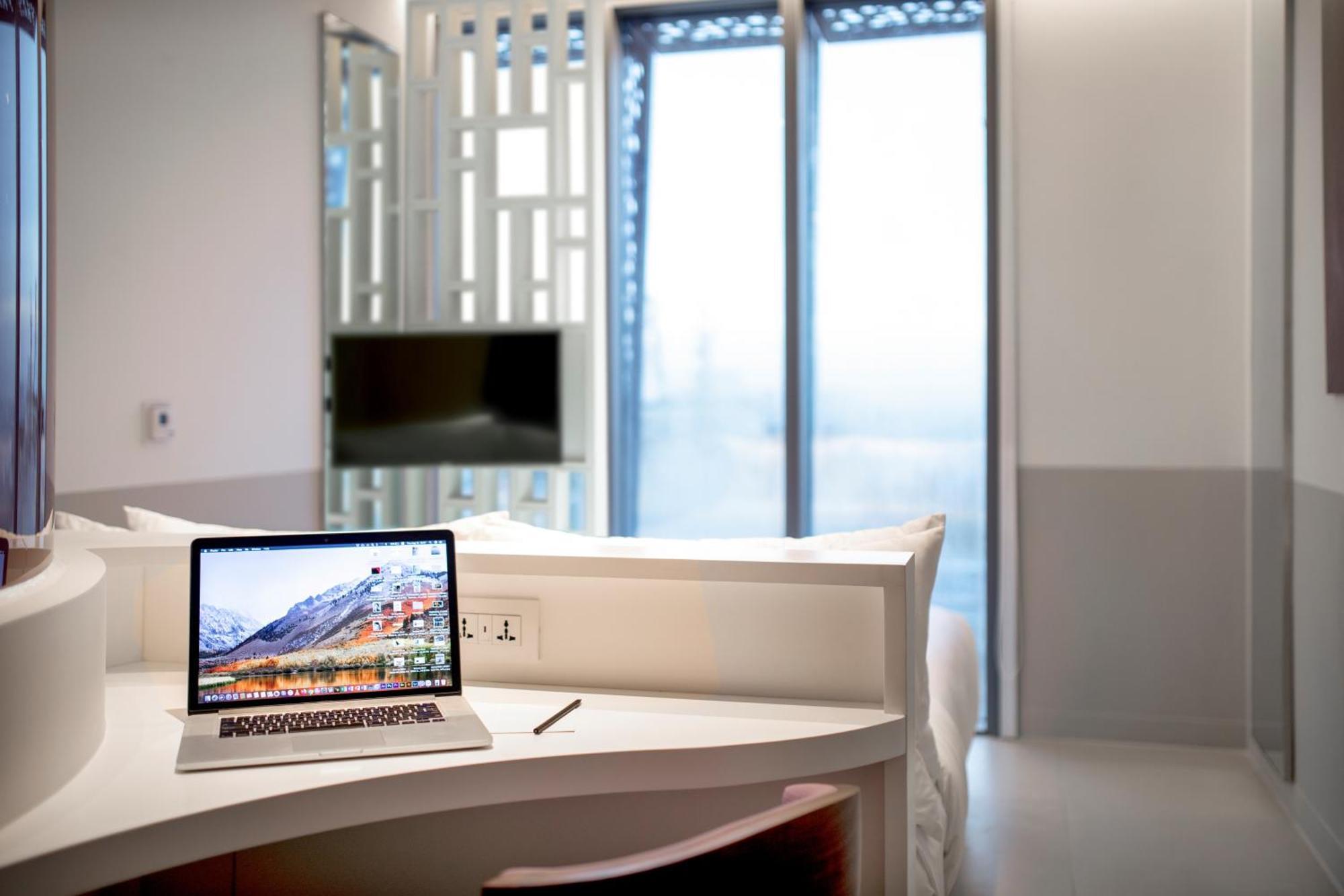 Wink Hotel Can Tho Ninh Kieu Wharf - 24Hrs Stay & Rooftop Pool Bar المظهر الخارجي الصورة