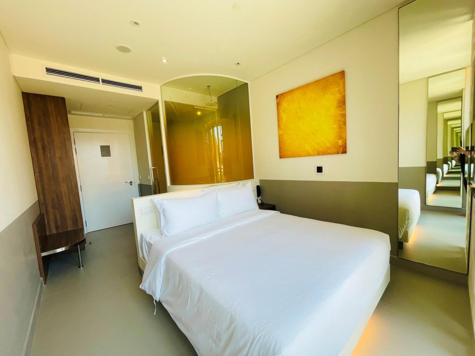 Wink Hotel Can Tho Ninh Kieu Wharf - 24Hrs Stay & Rooftop Pool Bar المظهر الخارجي الصورة